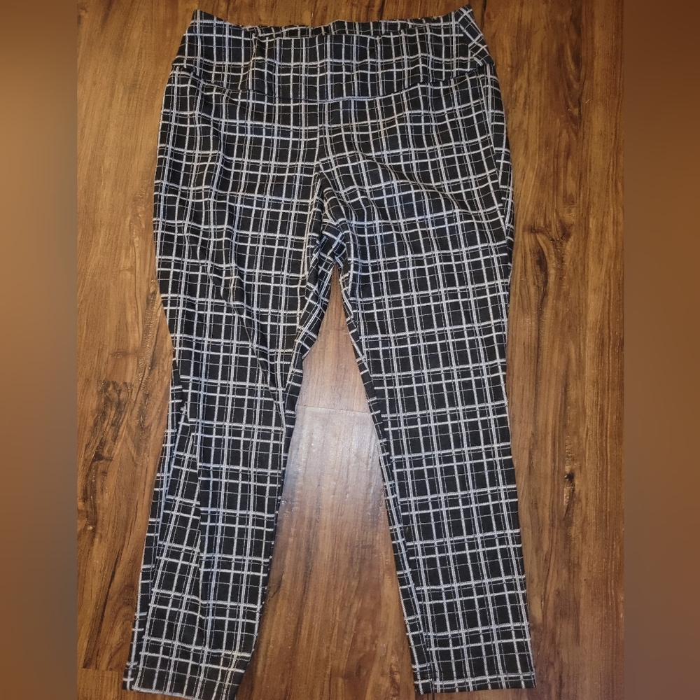 Cooper & Ella Black and White Checkered Fabric